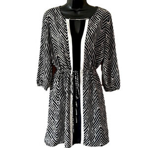 ANTHROPOLOGIE Andree black & White tribal print Shift dress SMALL